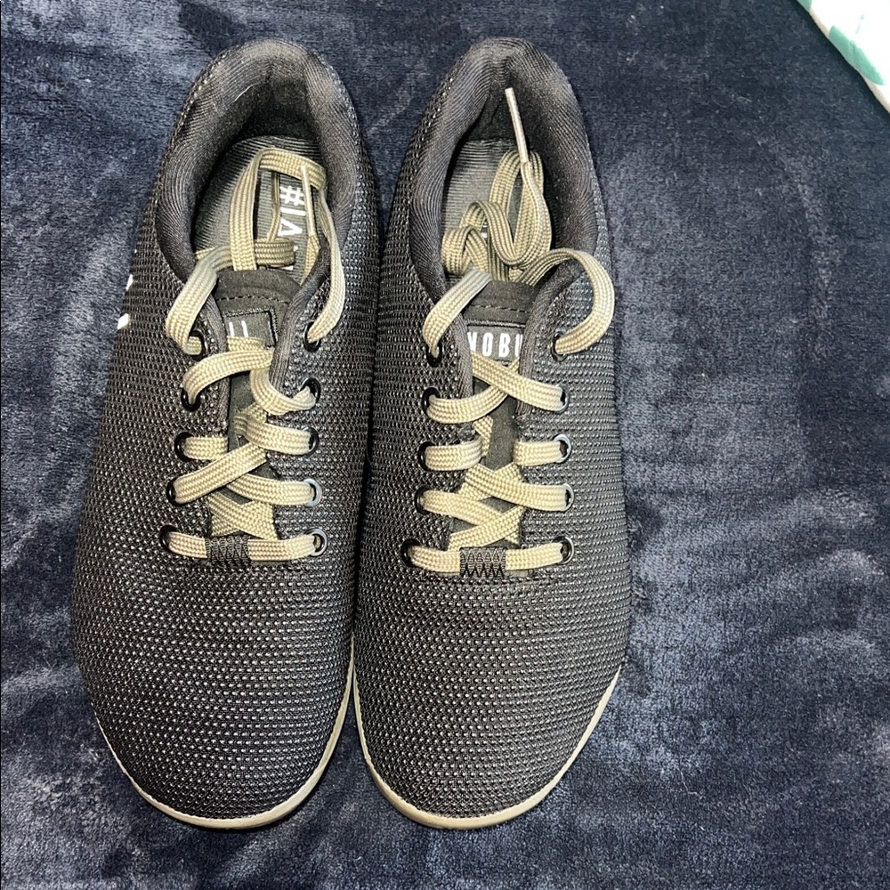 NOBULL Black and Gray Athletic Shoes Size 7